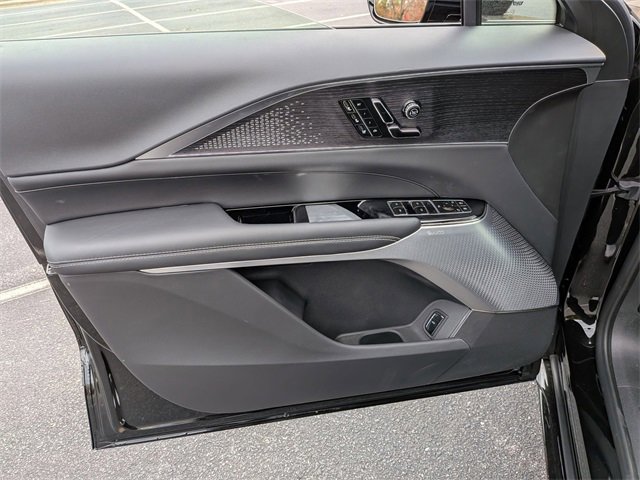 New 2026 Cadillac Lyriq V image 10