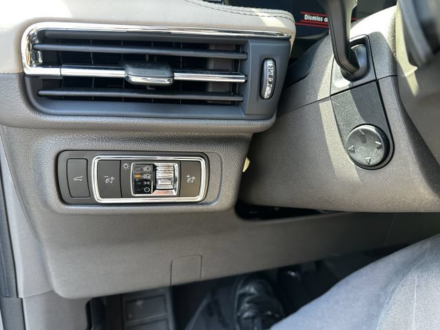 Certified 2023 Lincoln Corsair AWD w/ Equipment Group 101A image 30