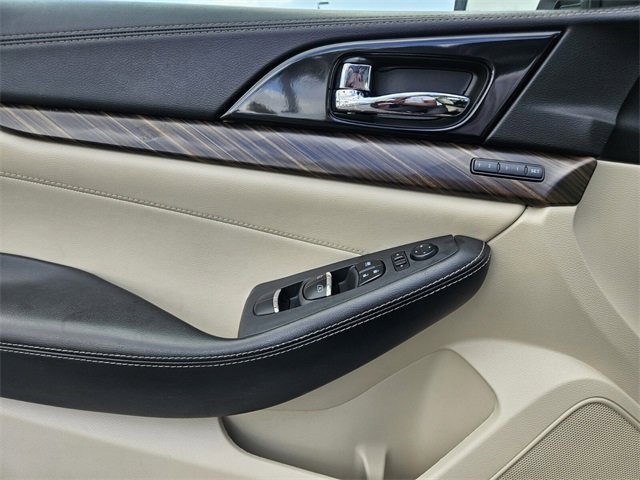 Used 2018 Nissan Maxima Platinum image 27