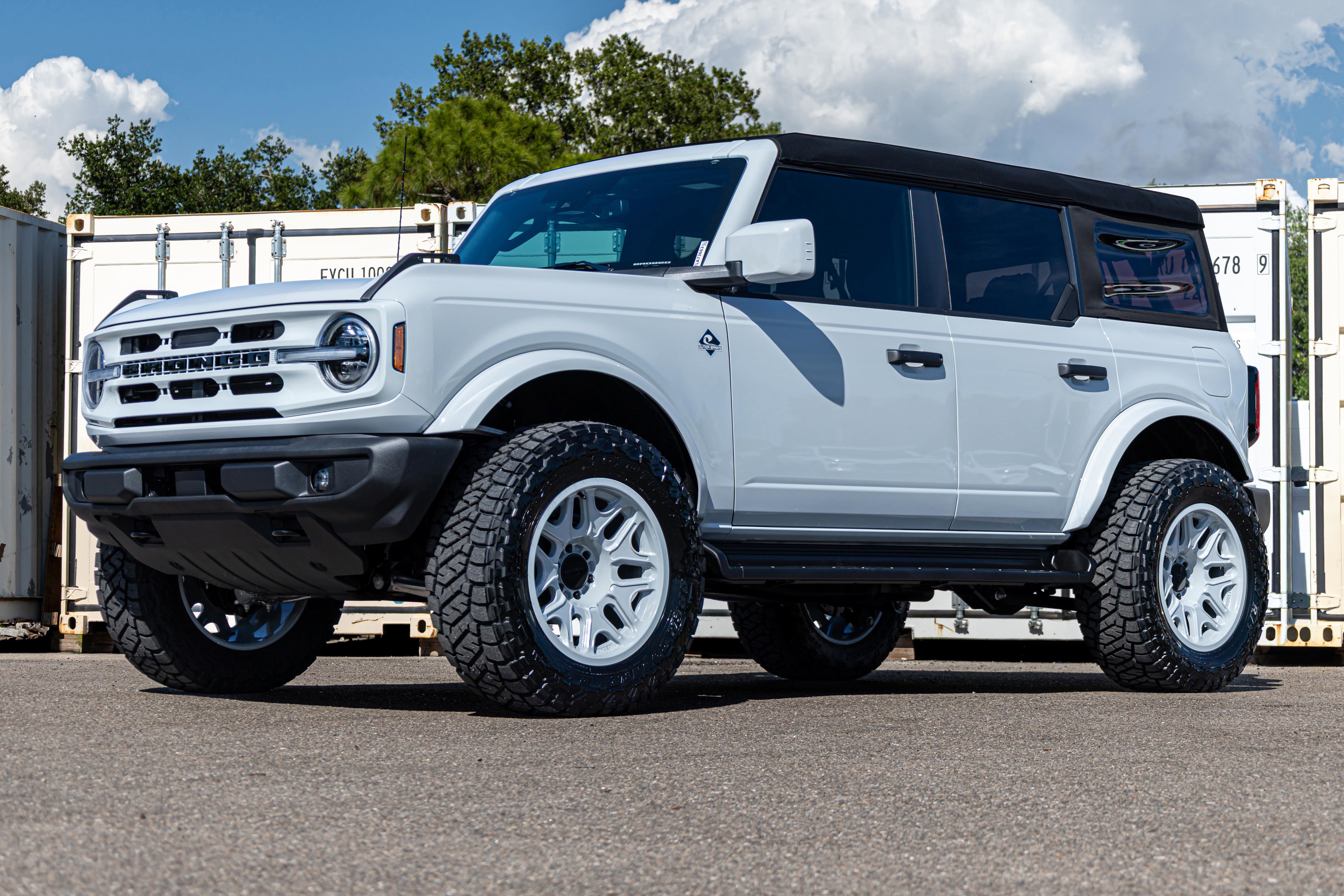 New 2026 Ford Bronco Outer Banks AWD/4WD image 32