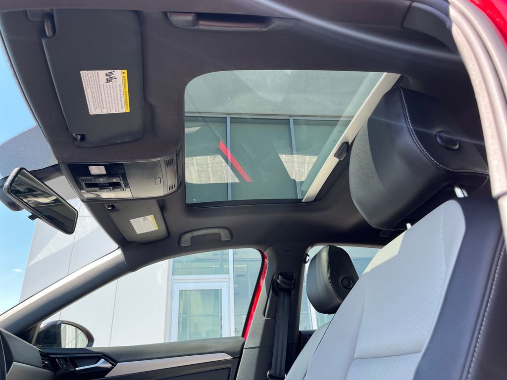 Used 2019 Volkswagen Jetta R-Line FWD image 21