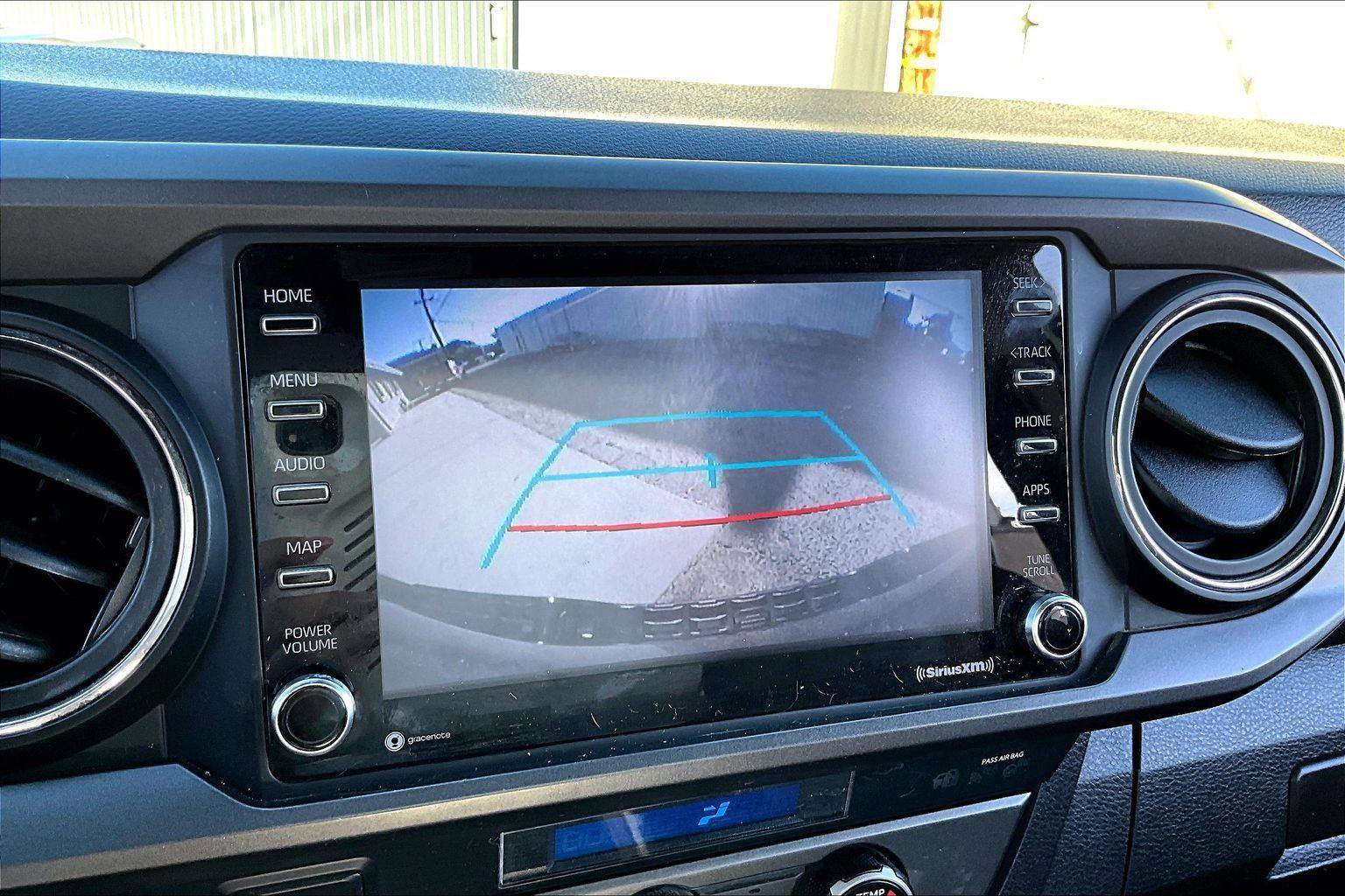 Used 2022 Toyota Tacoma TRD Off-Road image 22