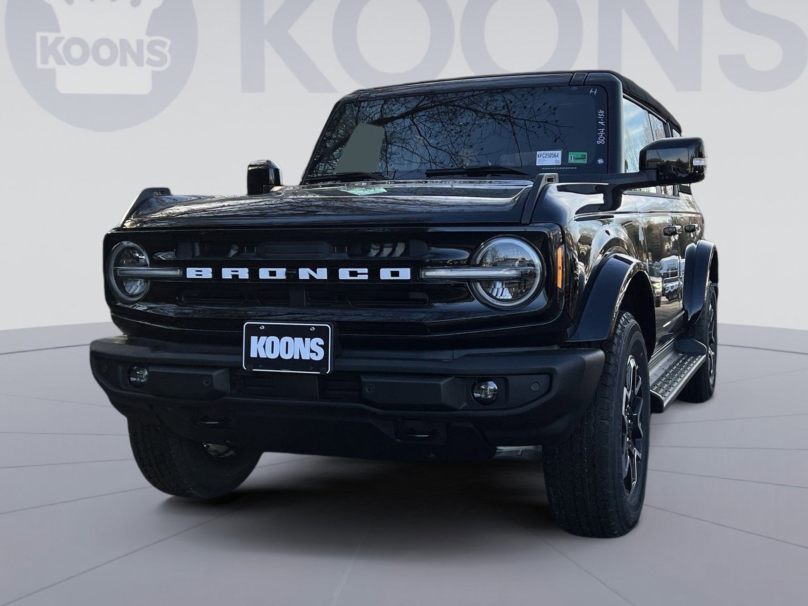 New 2025 Ford Bronco Outer Banks image 1