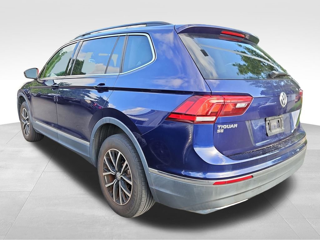 Used 2021 Volkswagen Tiguan SE w/ Panoramic Sunroof Package AWD/4WD image 4