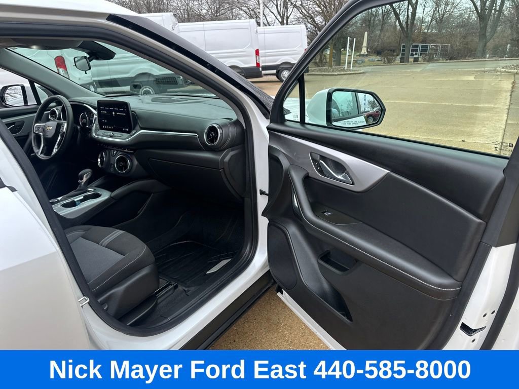 Used 2024 Chevrolet Blazer LT w/ Driver Confidence Package image 9
