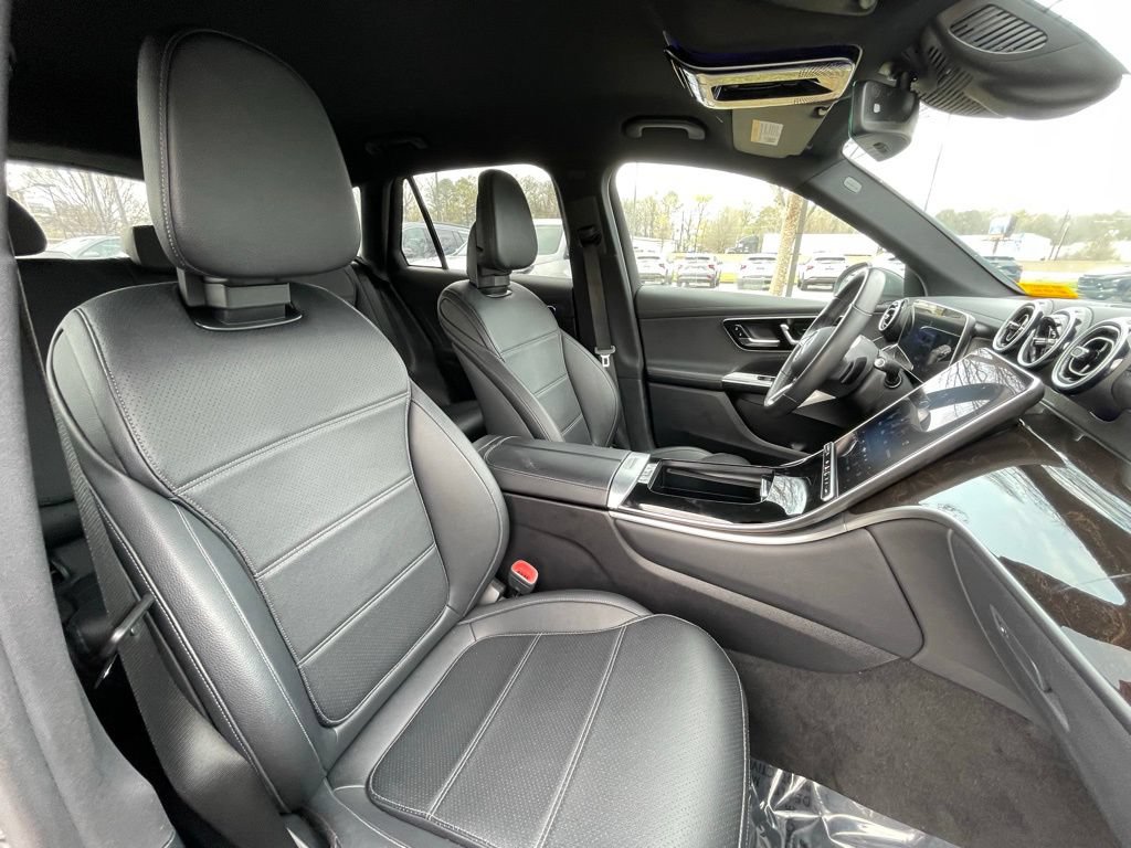 Used 2023 Mercedes-Benz GLC 300 image 31
