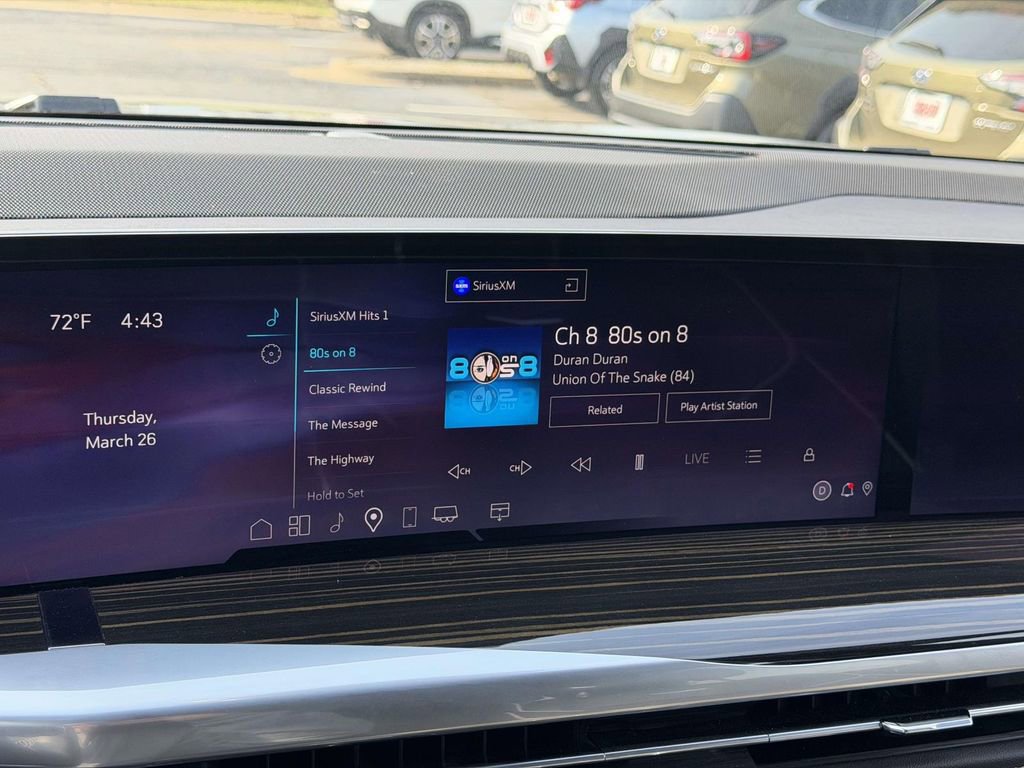 Certified 2025 Cadillac Escalade ESV Premium Luxury image 22