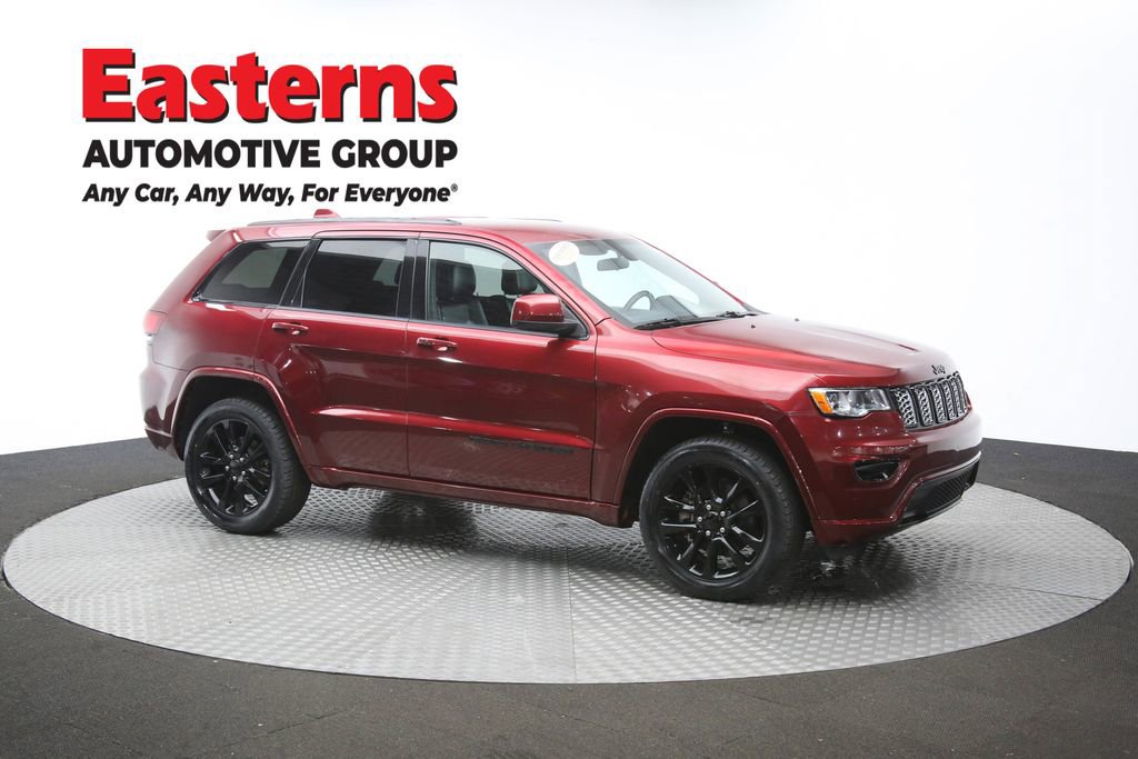 Used 2021 Jeep Grand Cherokee Laredo X image 46