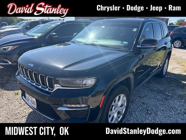 Used 2023 Jeep Grand Cherokee Limited AWD/4WD image 1