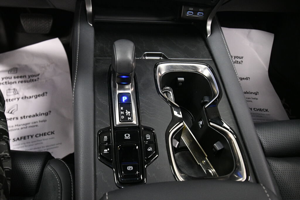 Used 2023 Lexus RX 350 AWD w/ Accessory Package image 16