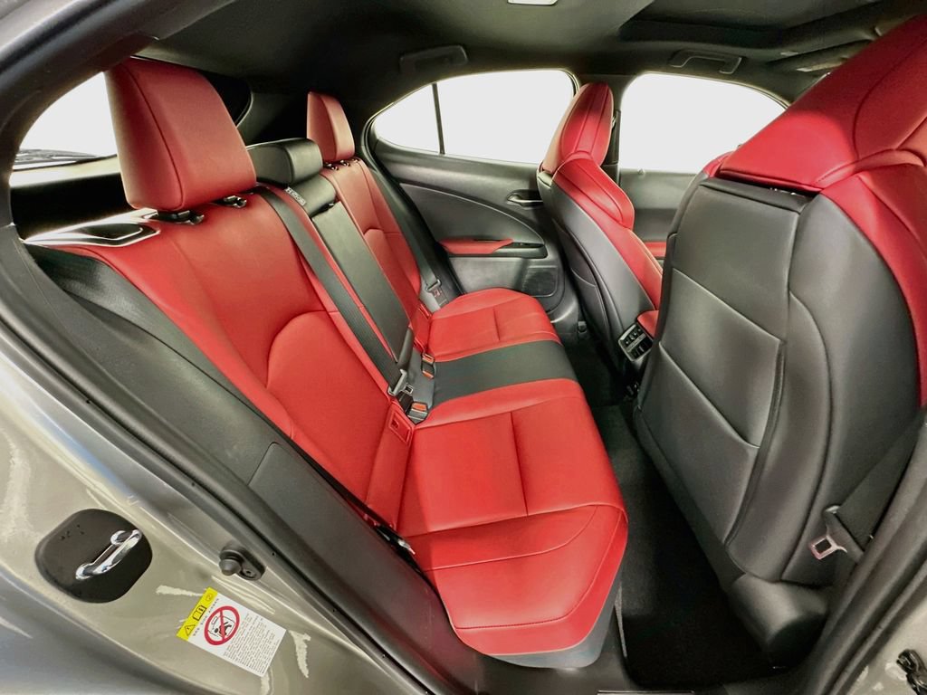Used 2019 Lexus UX 200 F Sport FWD image 27