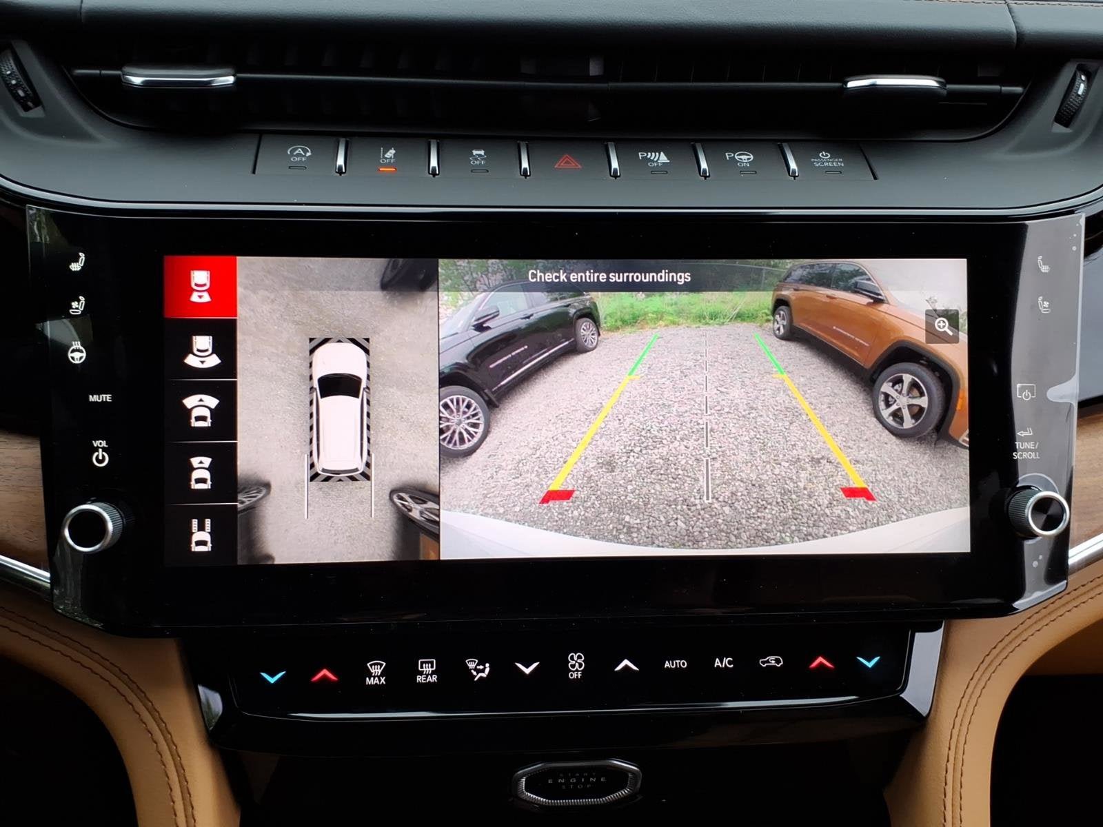 New 2026 Jeep Grand Cherokee Summit AWD/4WD image 12