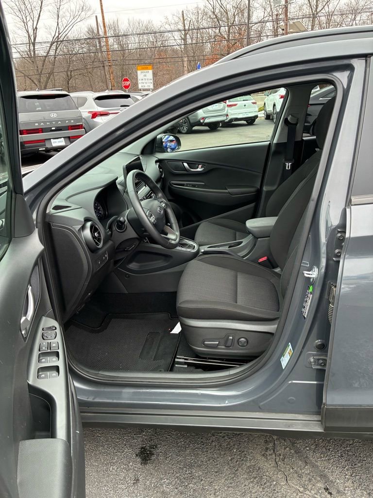 Used 2023 Hyundai Kona SEL w/ Convenience Package image 25