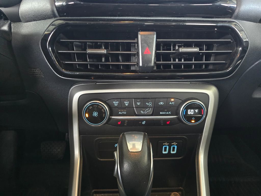 Used 2022 Ford EcoSport Titanium image 28