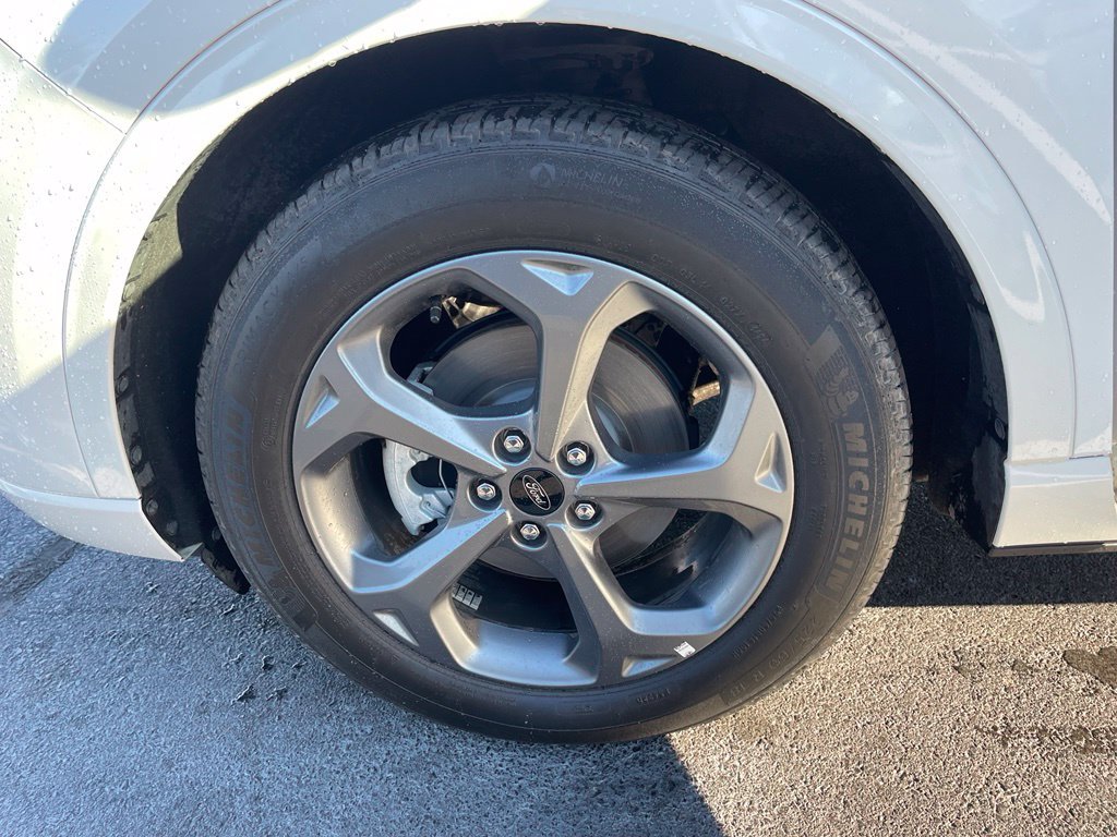 Certified 2024 Ford Escape ST-Line w/ Cold Weather Package FWD image 29