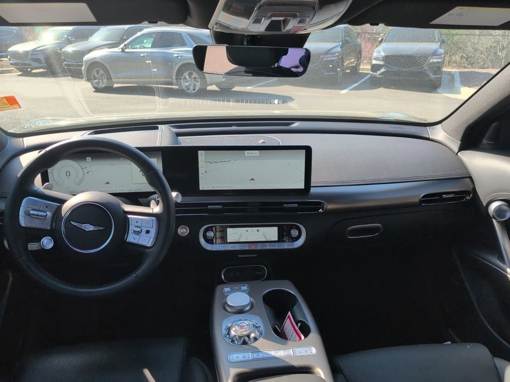 Used 2024 Genesis GV60 Advanced image 15