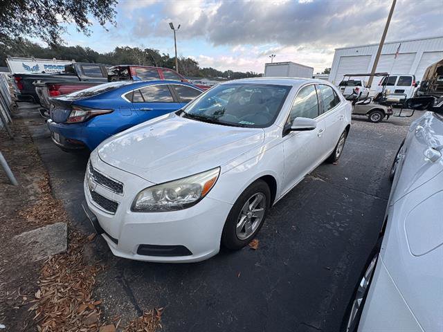 Used 2013 Chevrolet Malibu LT FWD image 2