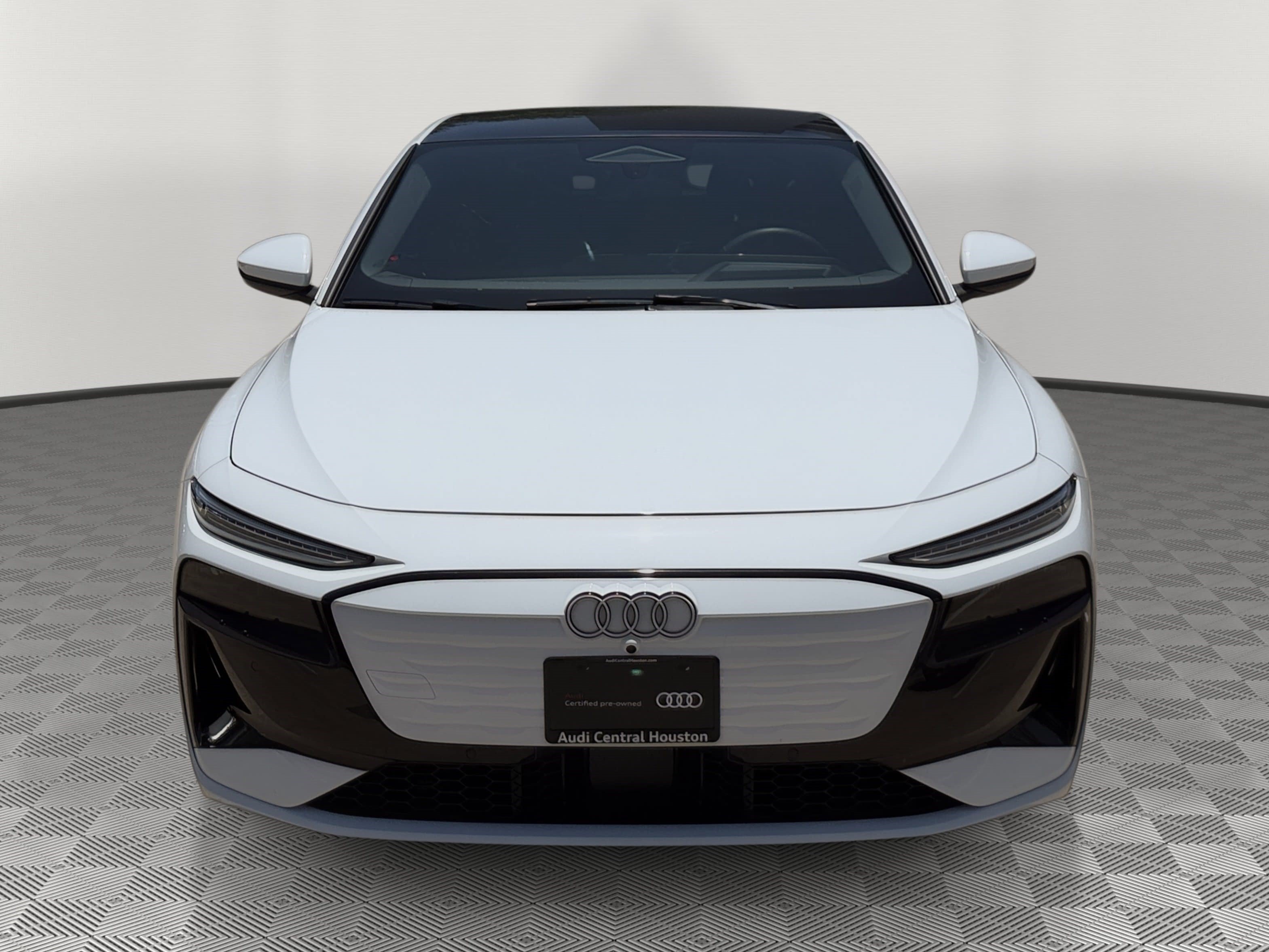 Certified 2025 Audi A6 e-tron Premium Plus w/ Premium Plus AWD/4WD image 6