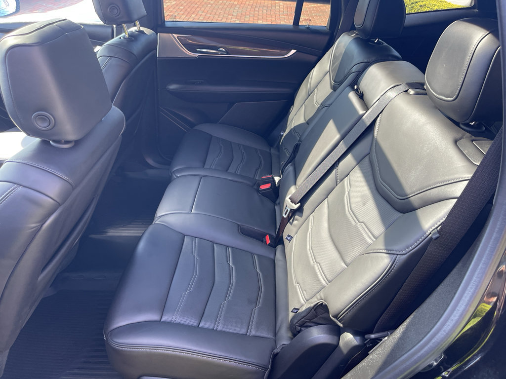 Used 2025 Cadillac XT6 Sport w/ Platinum Package AWD/4WD image 33