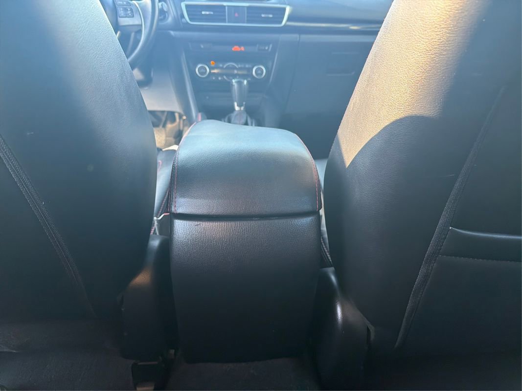 Used 2014 MAZDA MAZDA3 i Grand Touring image 23