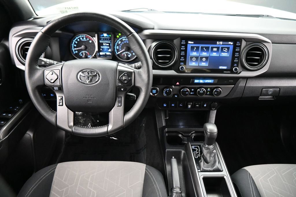Used 2023 Toyota Tacoma TRD Sport w/ Technology Package AWD/4WD image 5