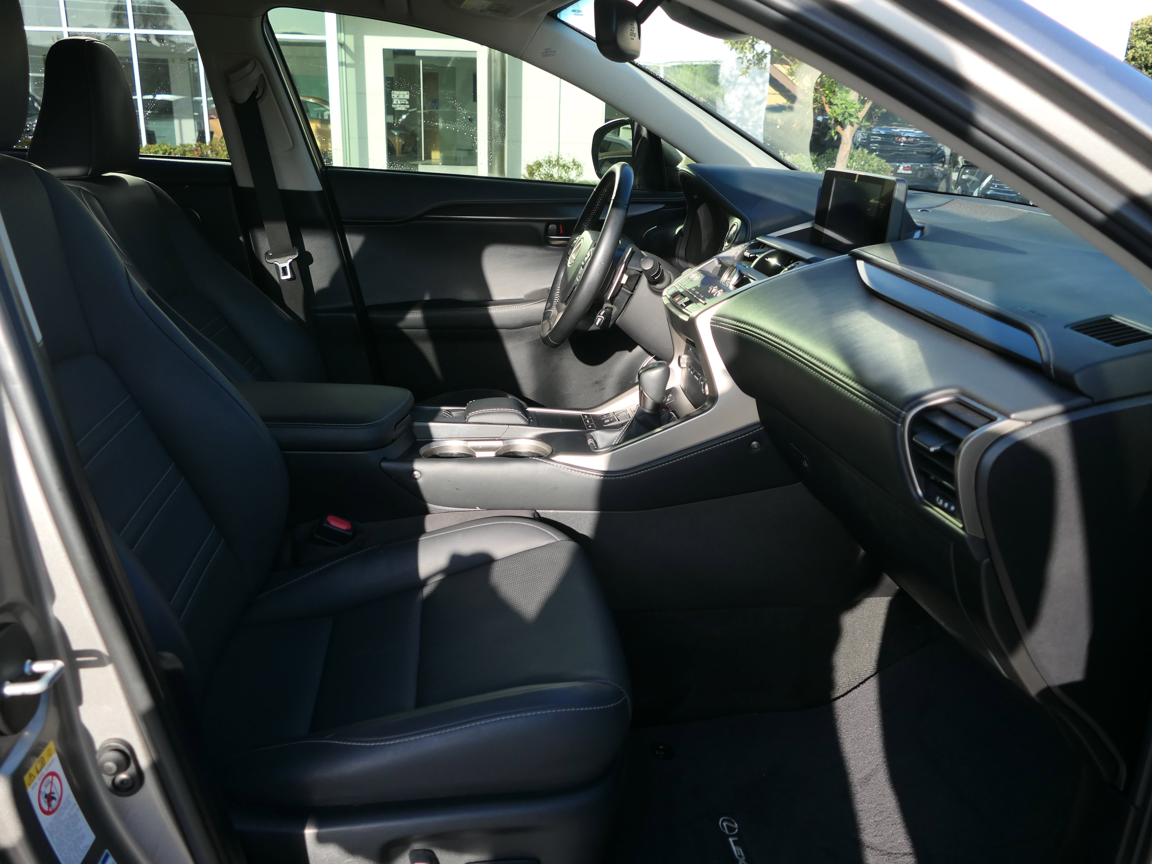 Used 2019 Lexus NX 300h AWD image 27