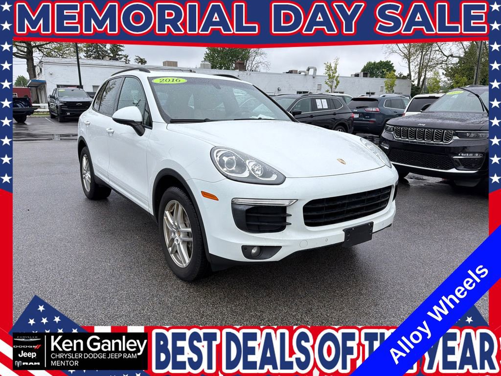 Used 2016 Porsche Cayenne AWD/4WD image 1