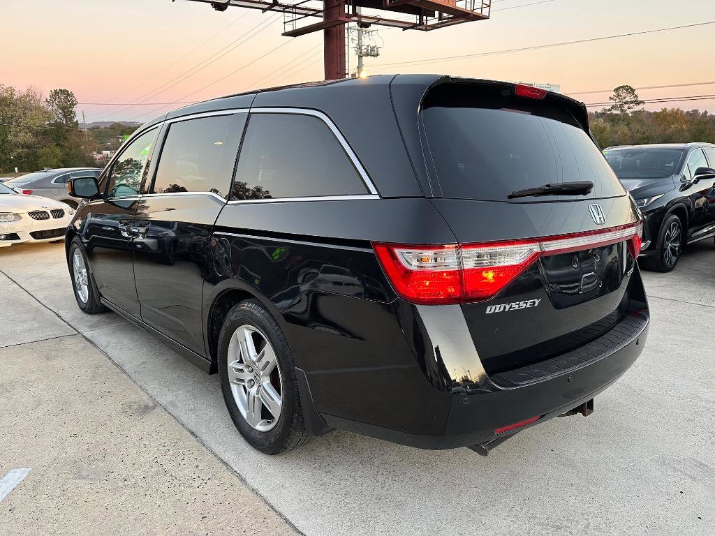 Used 2013 Honda Odyssey Touring image 9