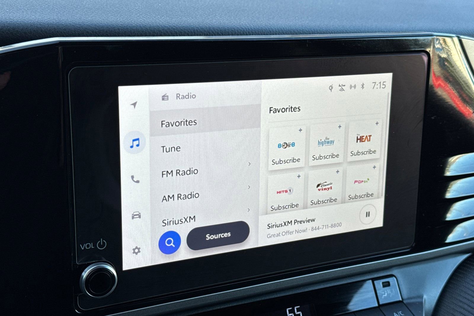 Certified 2025 Toyota Camry SE FWD image 17