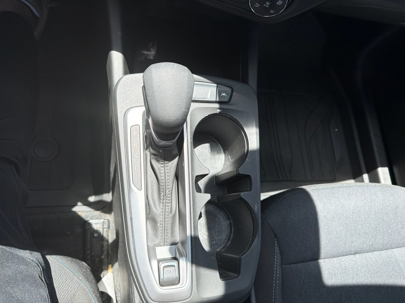 Used 2024 Chevrolet Trax LS w/ LS Convenience Package FWD image 16
