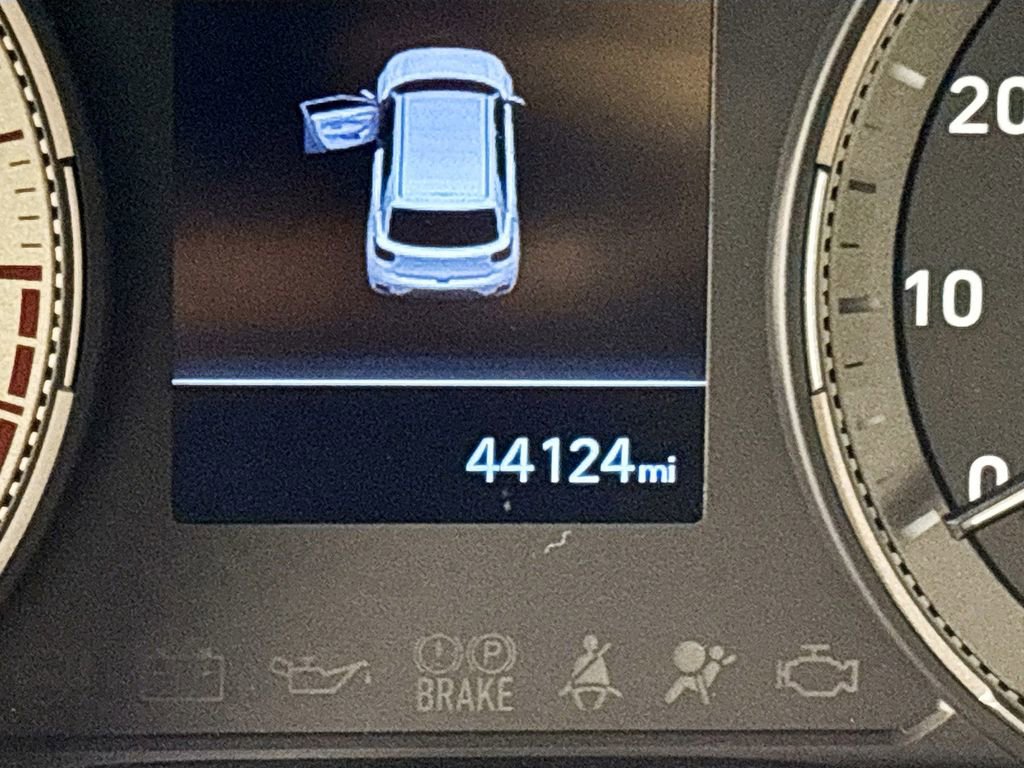 Used 2020 Hyundai Venue SE FWD image 14