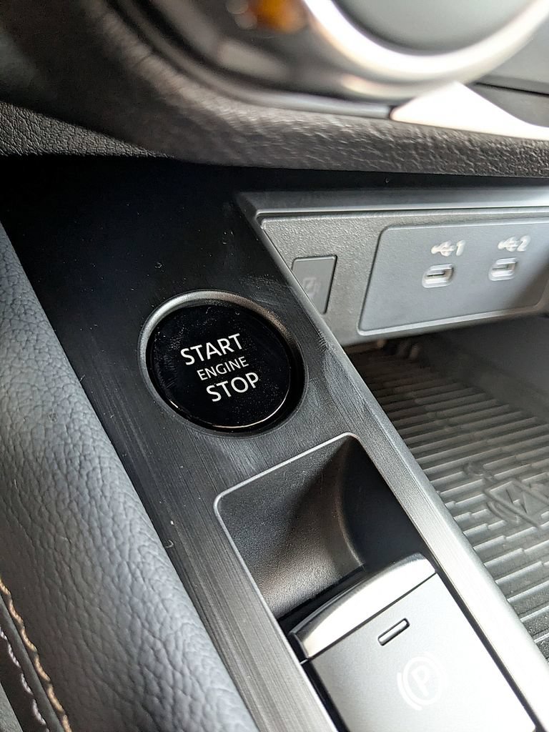 New 2025 Nissan Kicks SV w/ SV Premium Package AWD/4WD image 20
