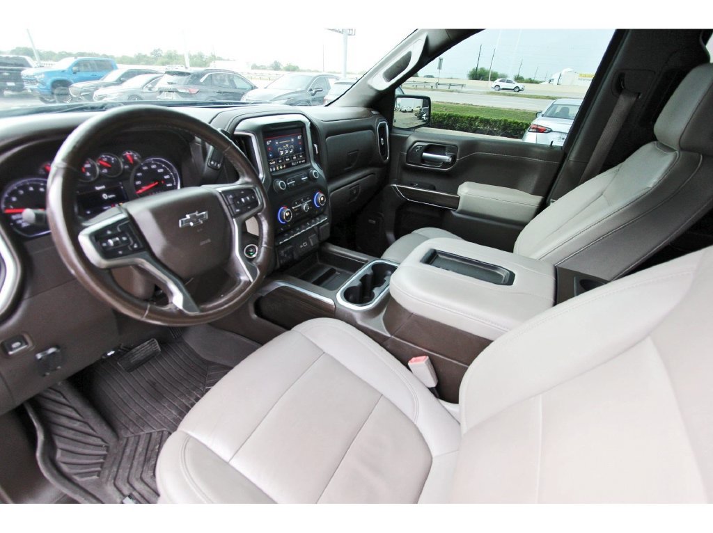Used 2021 Chevrolet Silverado 1500 RST w/ All Star Edition Plus AWD/4WD image 33