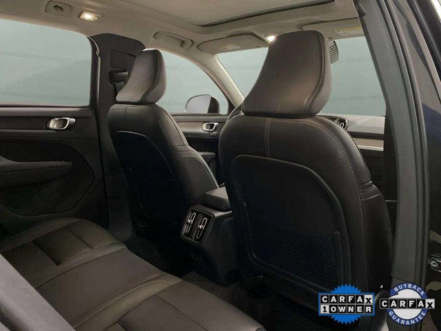 Used 2025 Volvo XC40 B5 Plus image 77