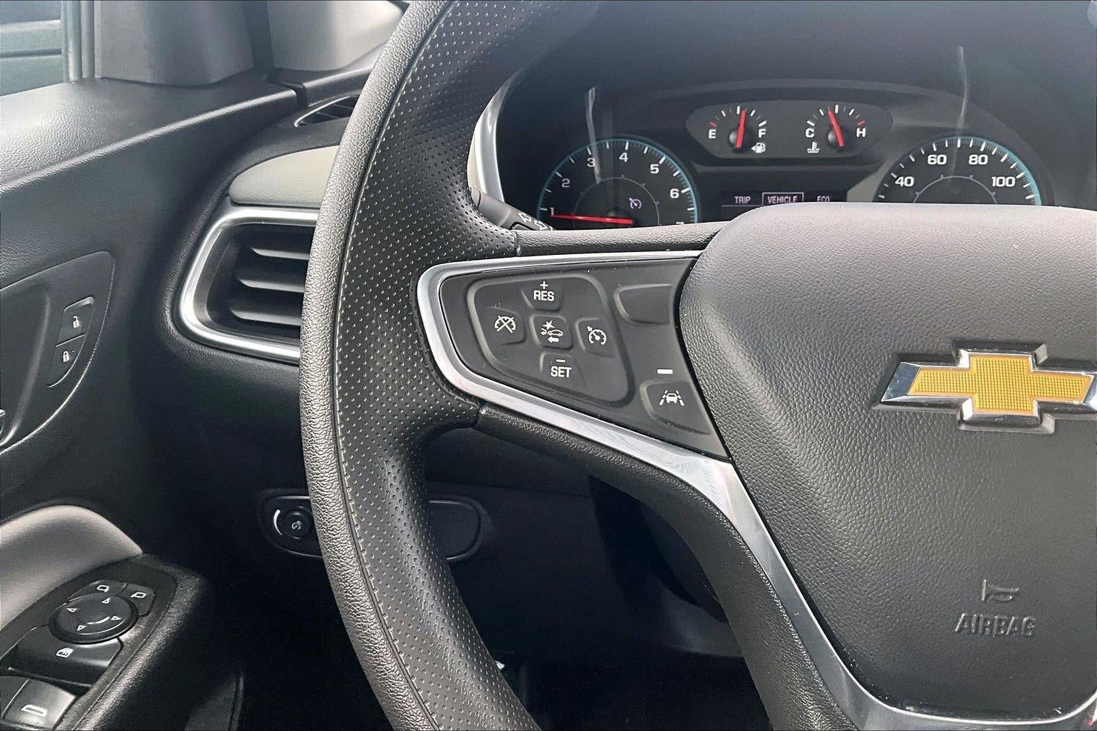 Used 2022 Chevrolet Equinox LS w/ Driver Confidence II Package FWD image 16