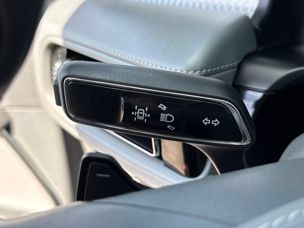 Used 2020 Lincoln Aviator Grand Touring w/ Equipment Group 301A AWD/4WD image 42