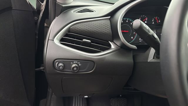 Used 2025 Chevrolet Malibu RS image 21