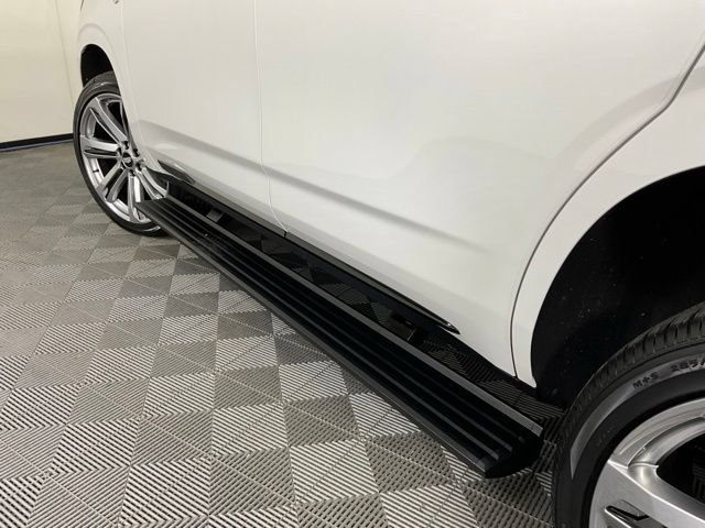 Certified 2025 Cadillac Escalade Sport w/ Touring Package AWD/4WD image 36