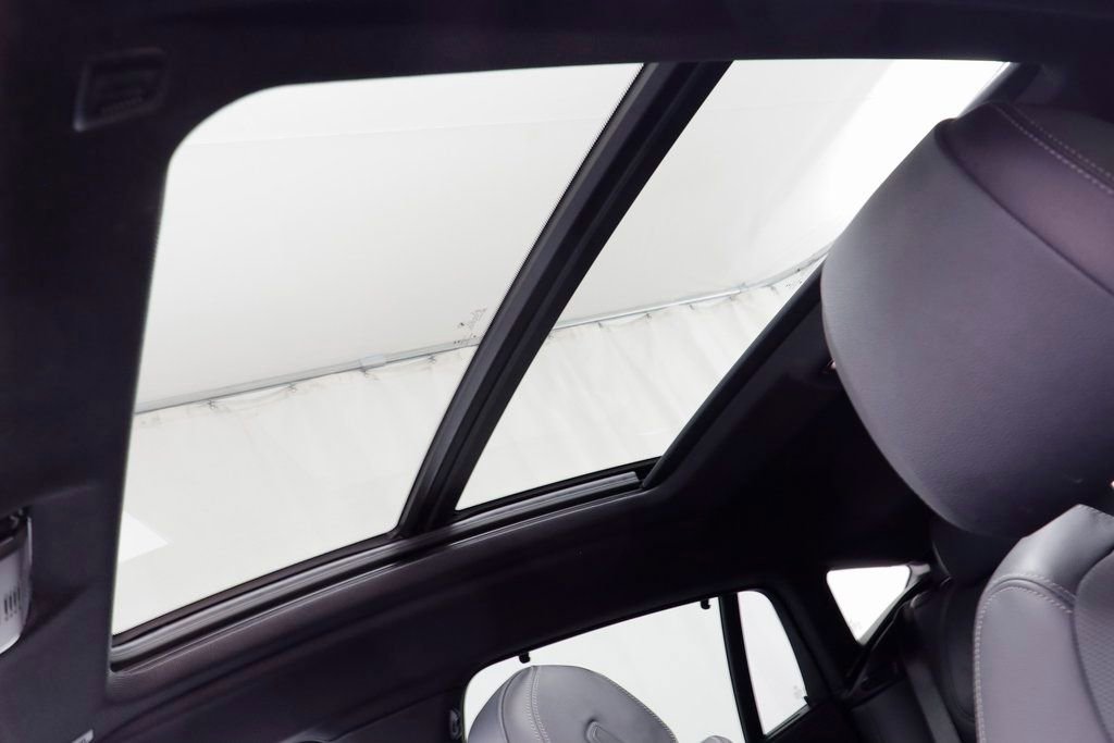 Used 2021 BMW X6 xDrive40i w/ Premium Package image 15