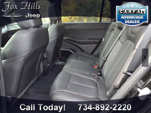 Certified 2026 Jeep Cherokee Limited AWD/4WD image 11