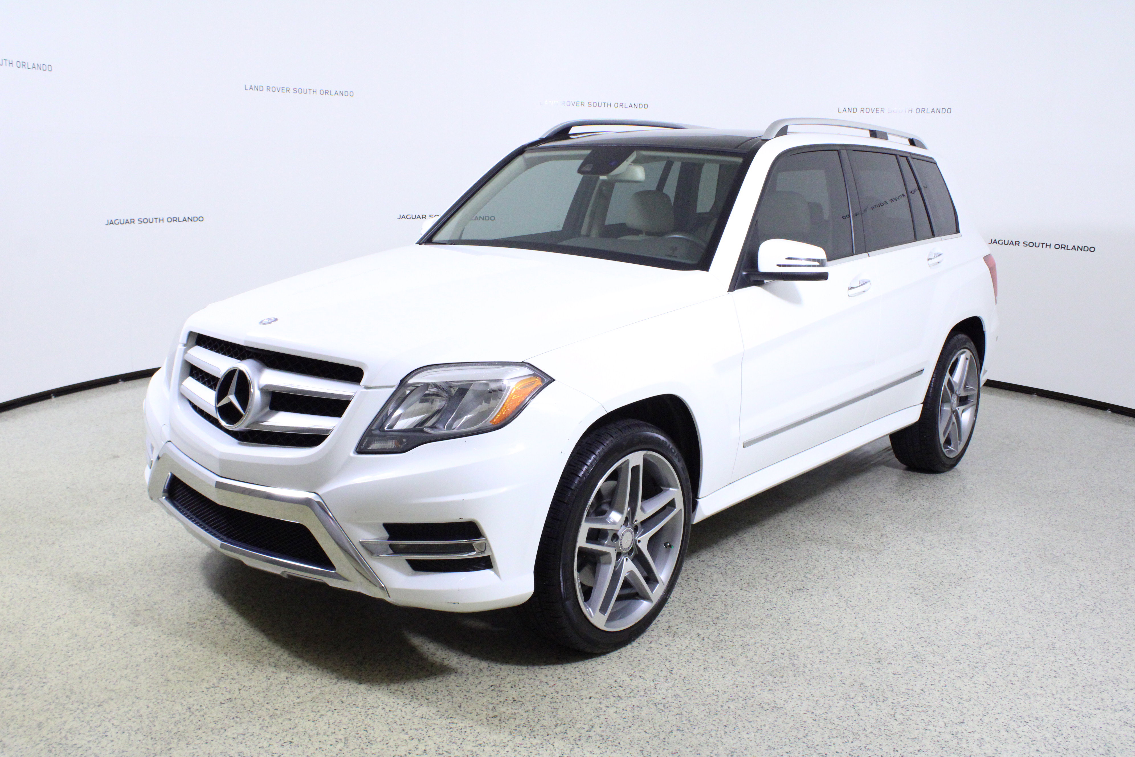 Used 2014 Mercedes-Benz GLK 350 2WD image 4