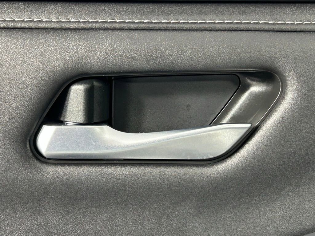 Used 2025 Nissan Sentra SV w/ All-Weather Package FWD image 28