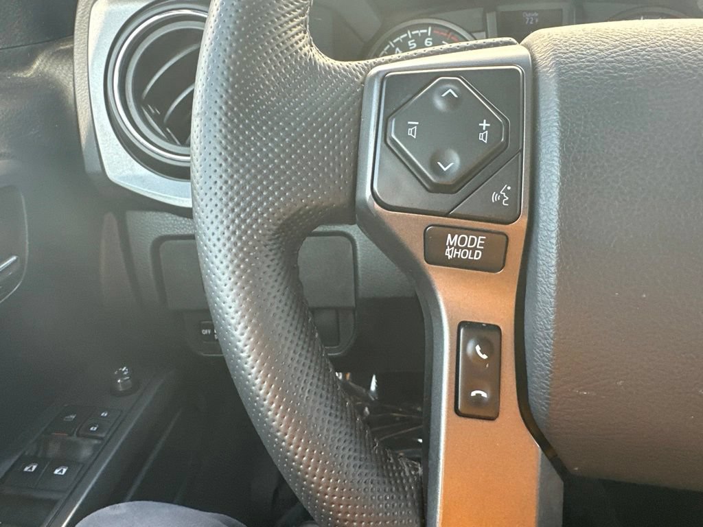 Used 2020 Toyota Tacoma TRD Sport w/ Technology Package AWD/4WD image 37