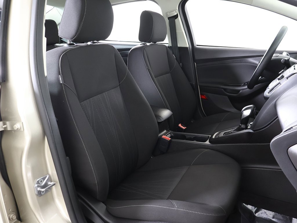 Used 2017 Ford Focus SE image 26