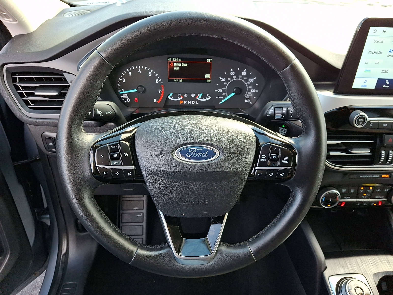 Used 2022 Ford Escape SE w/ Convenience Package image 19