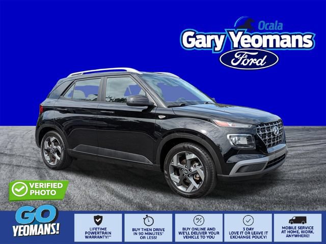 Used 2022 Hyundai Venue SEL FWD image 1