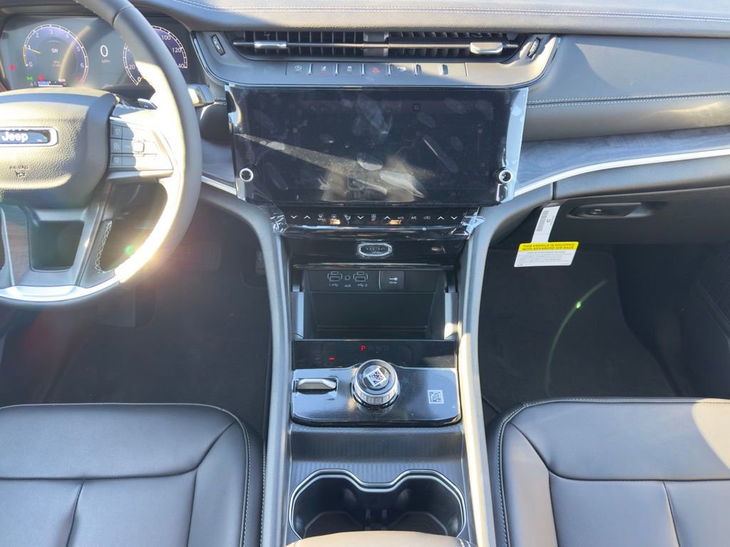 New 2026 Jeep Grand Cherokee Limited image 11