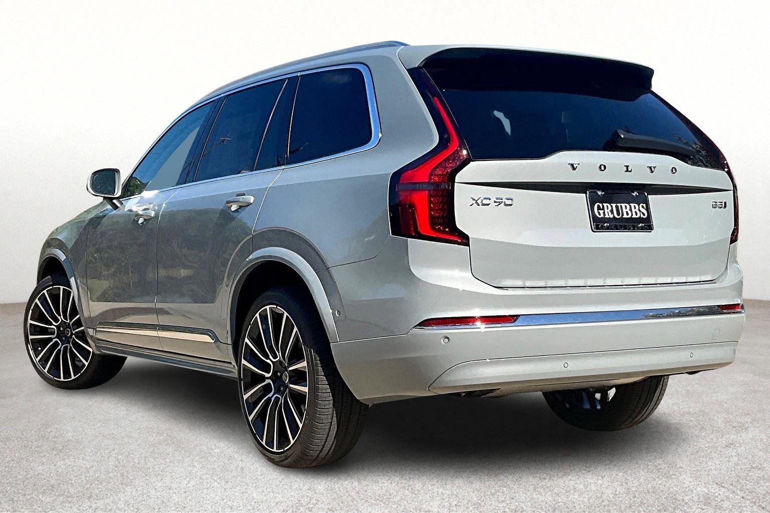 New 2026 Volvo XC90 B5 Ultra w/ Protection Package Premier image 5