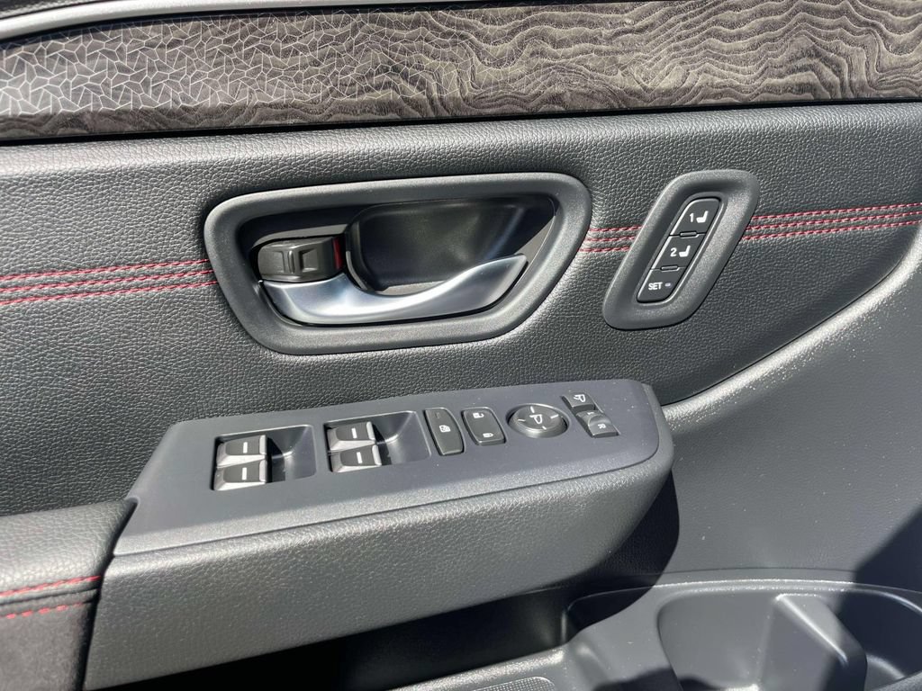 Certified 2026 Honda Pilot Black Edition image 18