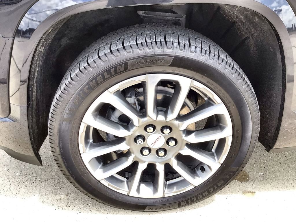 Used 2022 GMC Acadia Denali w/ Denali Ultimate Package FWD image 34